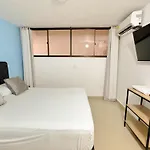 Apartamentos con Vista al Mar y Piscina 1601M- Bedviajes